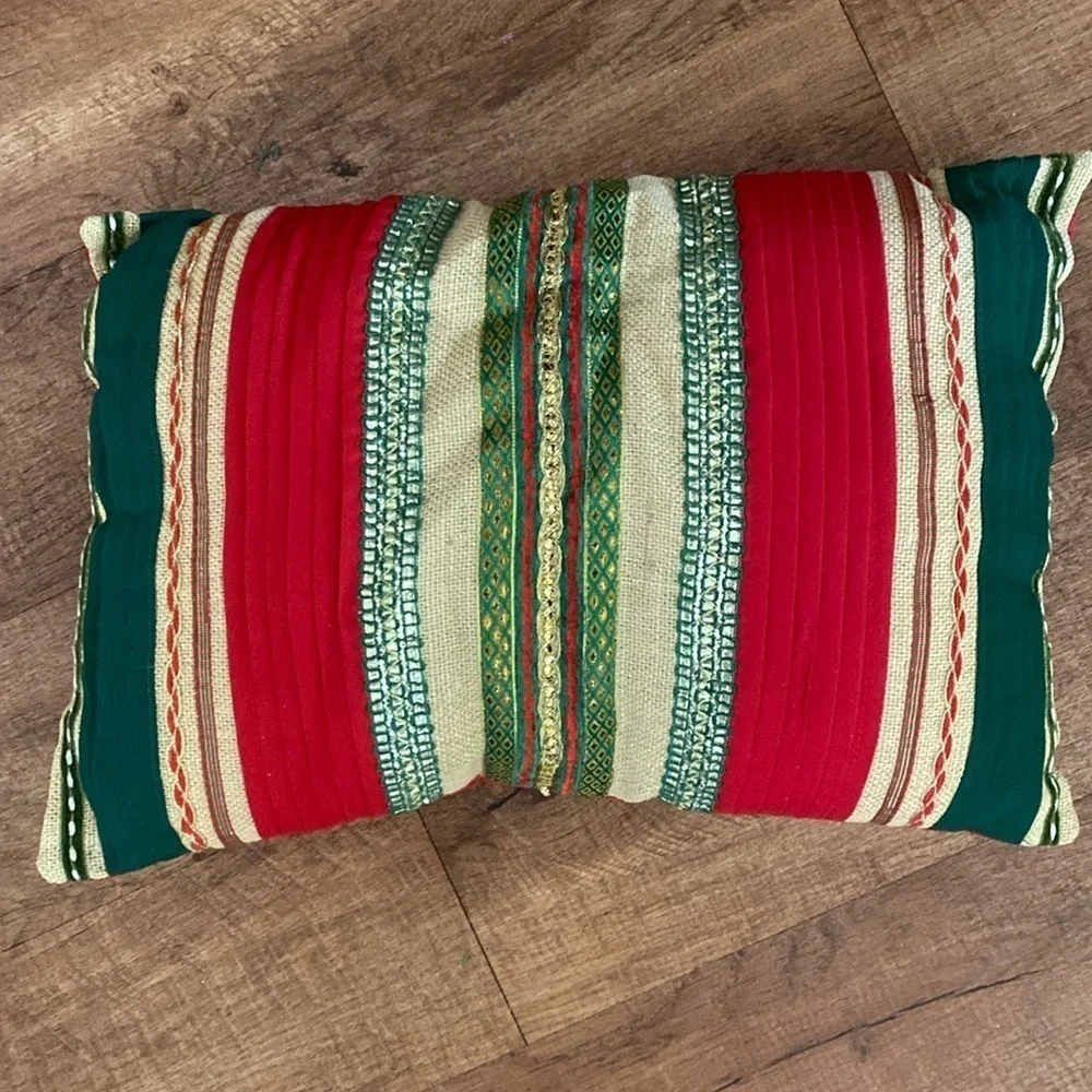 Pier 1 red, green and gold Christmas throw pillow.